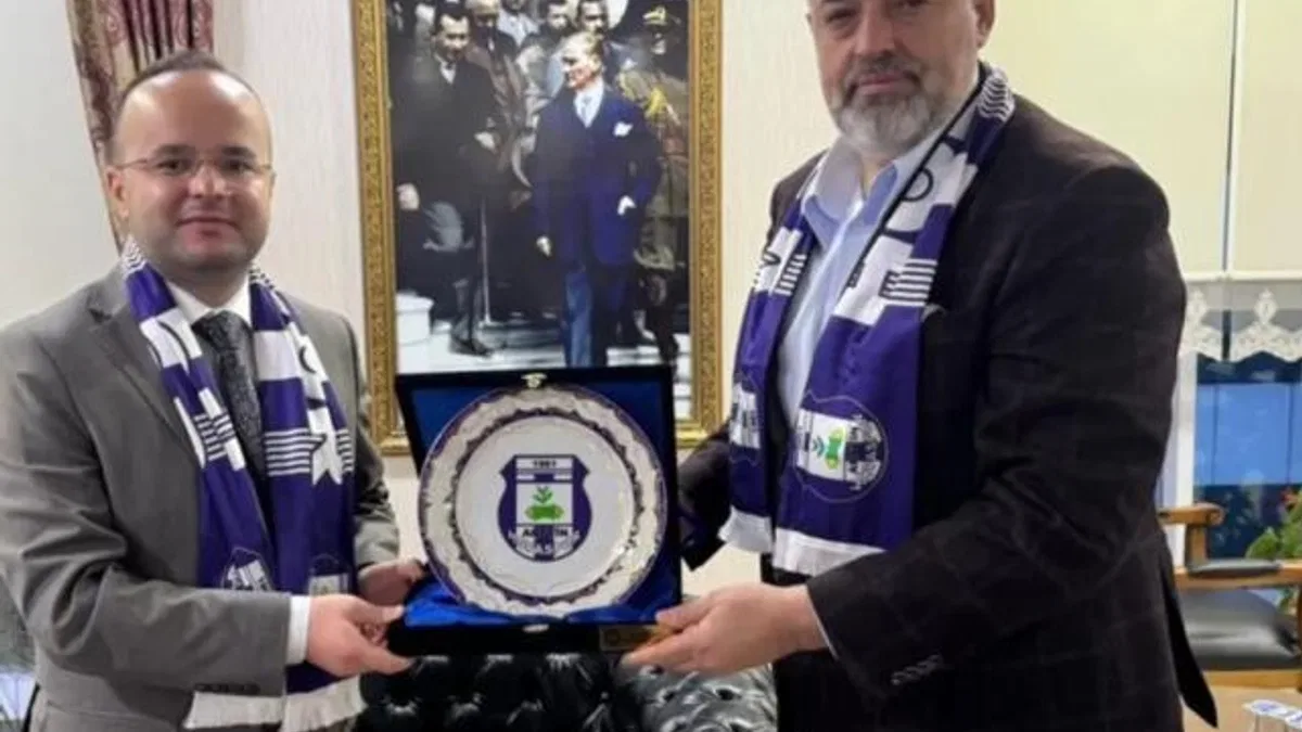 Artvin Hopaspor’dan Kaymakam Arslantürk’e ziyaret