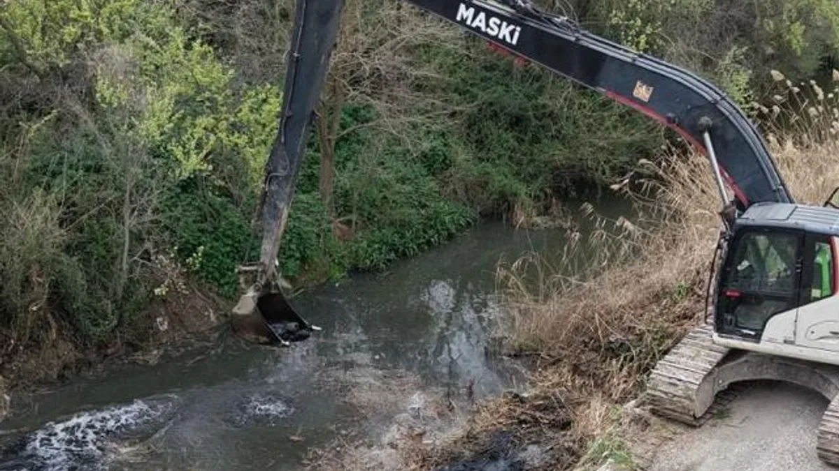Güzelköy Deresi’nde hummalı çalışma