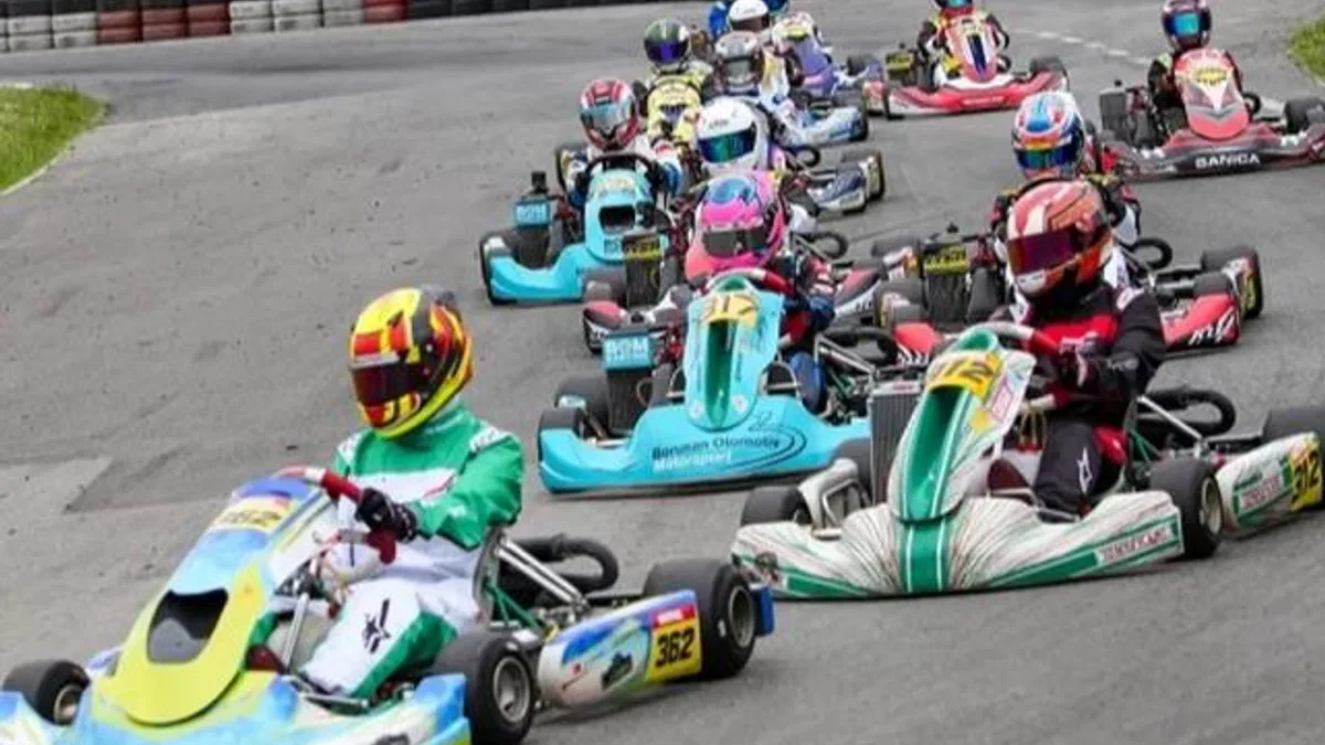Karting heyecanı Tuzla’da sürüyor
