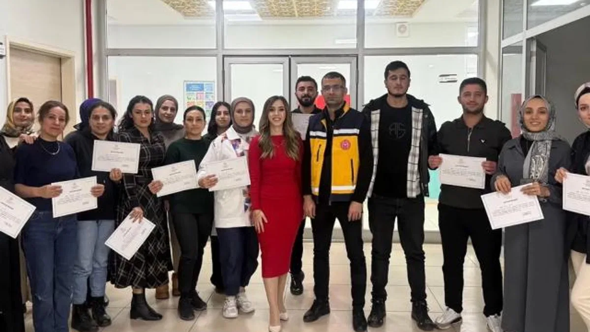 Batman’da ebelere ‘Temel Yenidoğan Bakımı’ eğitimi