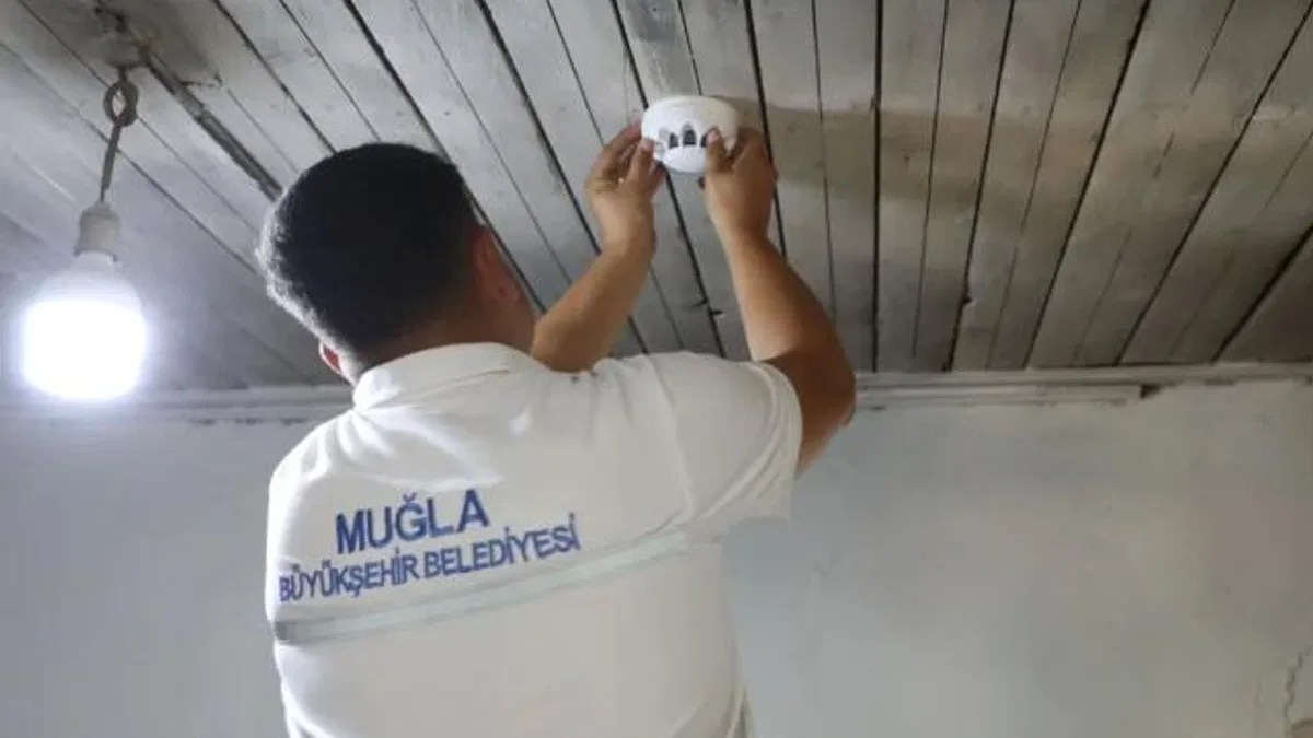 Muğla kırsalında duman dedektörleri yaygınlaşıyor