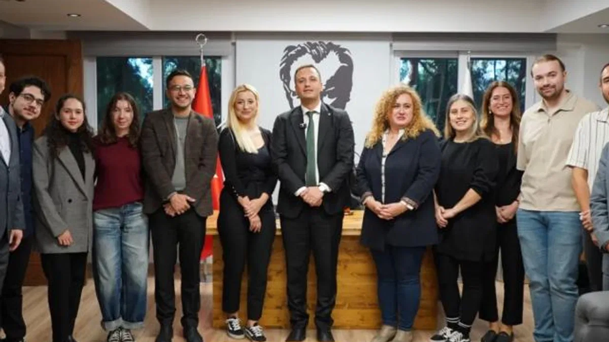 Başkan Eşki :”Gençlerimizin enerjisi ve fikirleriyle çok daha güçlü bir Bornova inşa edeceğiz”