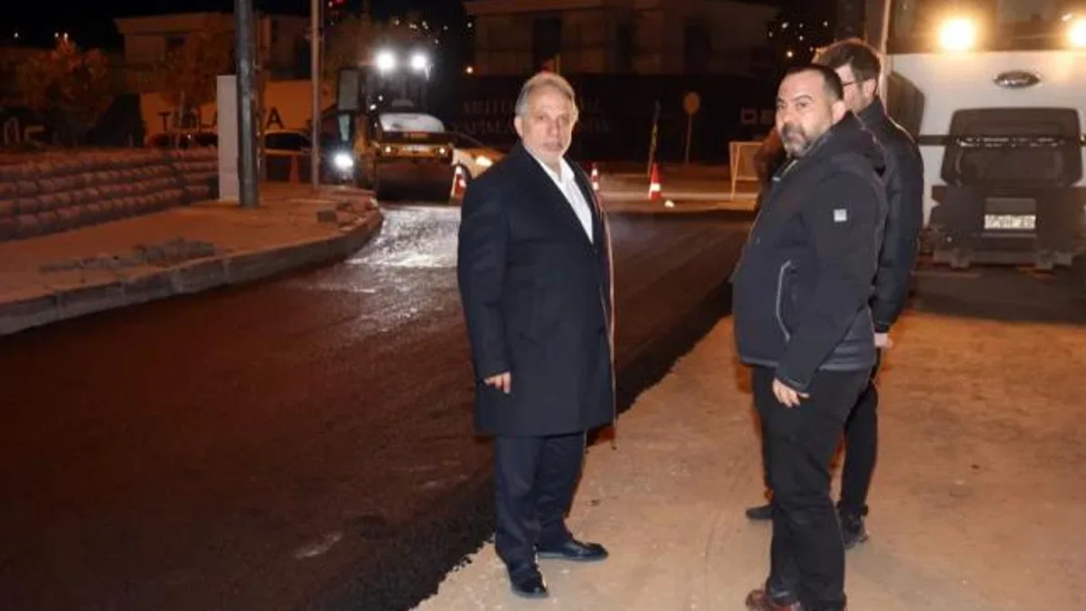 Kayseri Talas’ın ‘Belediye Mahallemiz’de projesi Mevlana’da fazla mesai yaptı