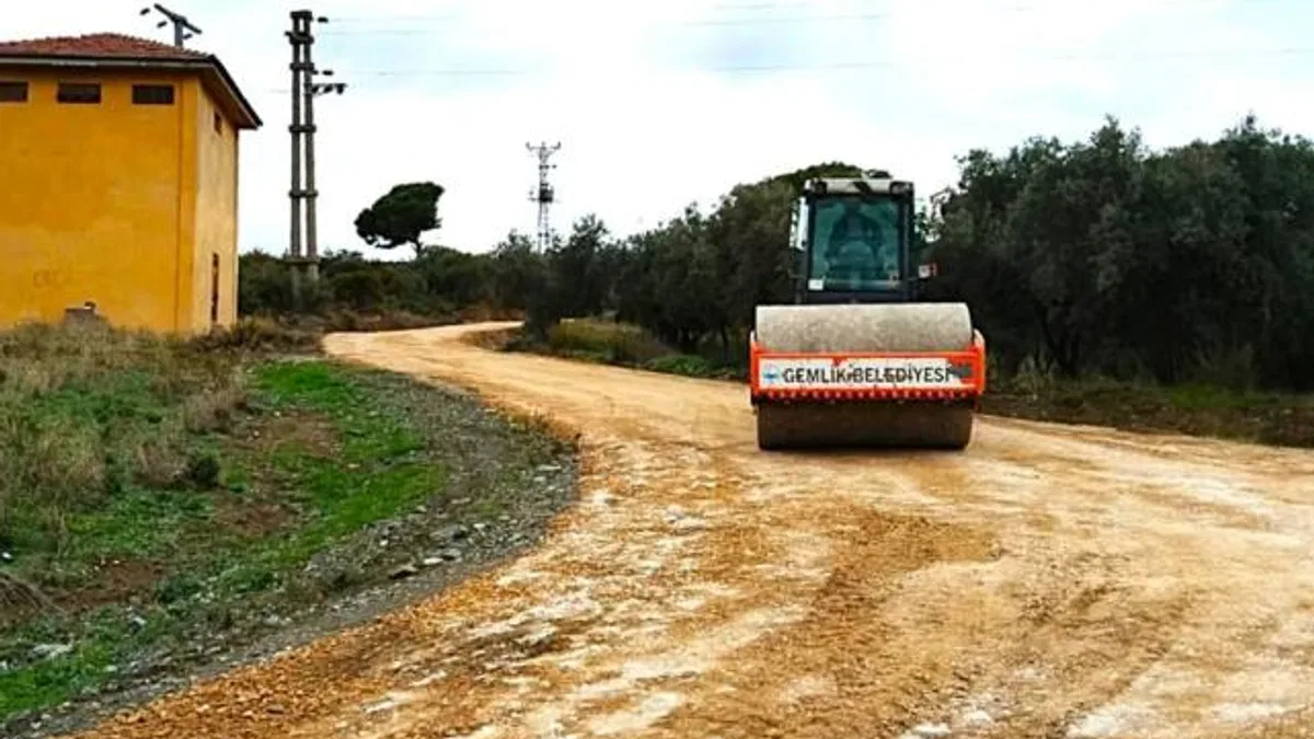 Bursa Gemlik’te arazi yolları açılıyor