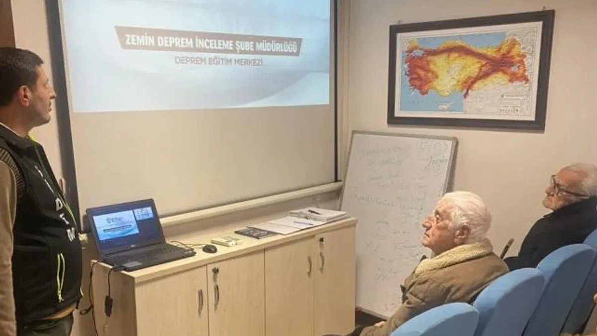 Kocaeli’de 65 yaş üstüne simülasyonlu deprem eğitimi