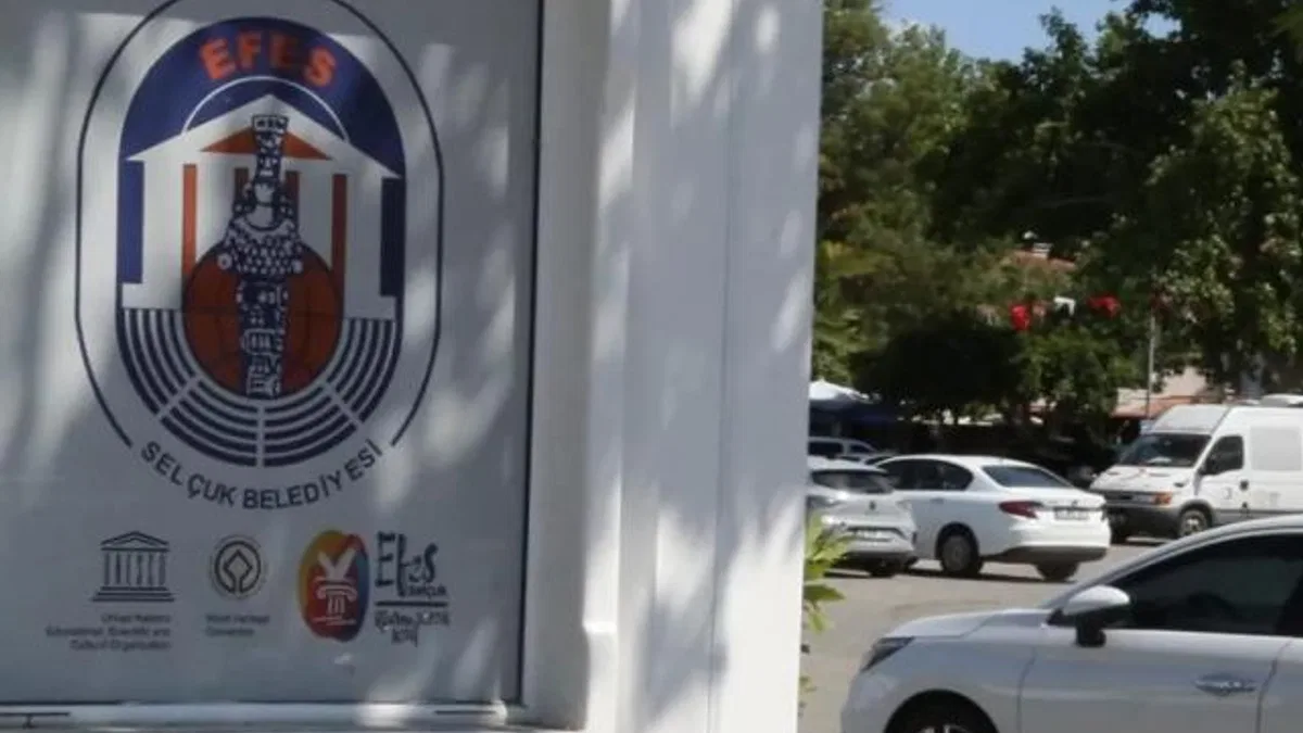 Efes Selçuk’ta aylık otopark abonmanlığı dönemi başladı
