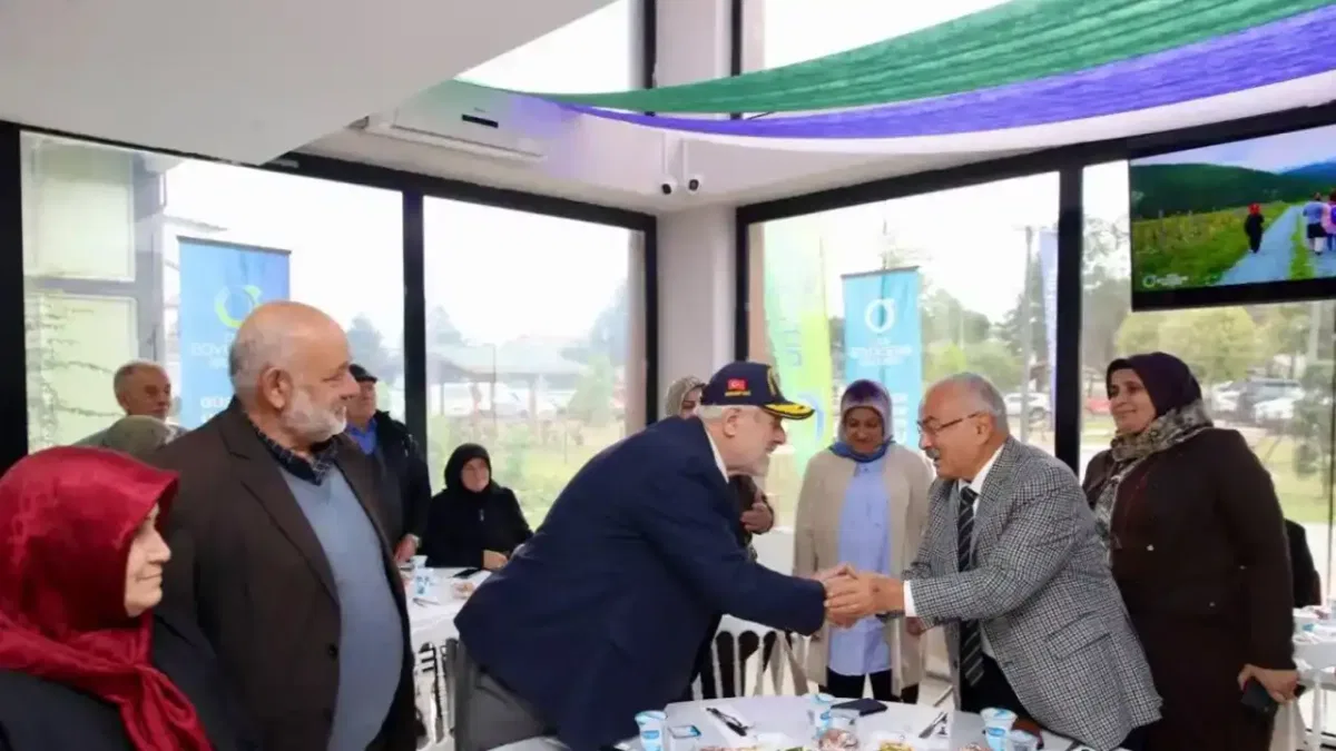 Ordu’da yaşlı vatandaşlar belediyenin düzenlediği özel etkinlikle unutulmaz bir gün yaşadı
