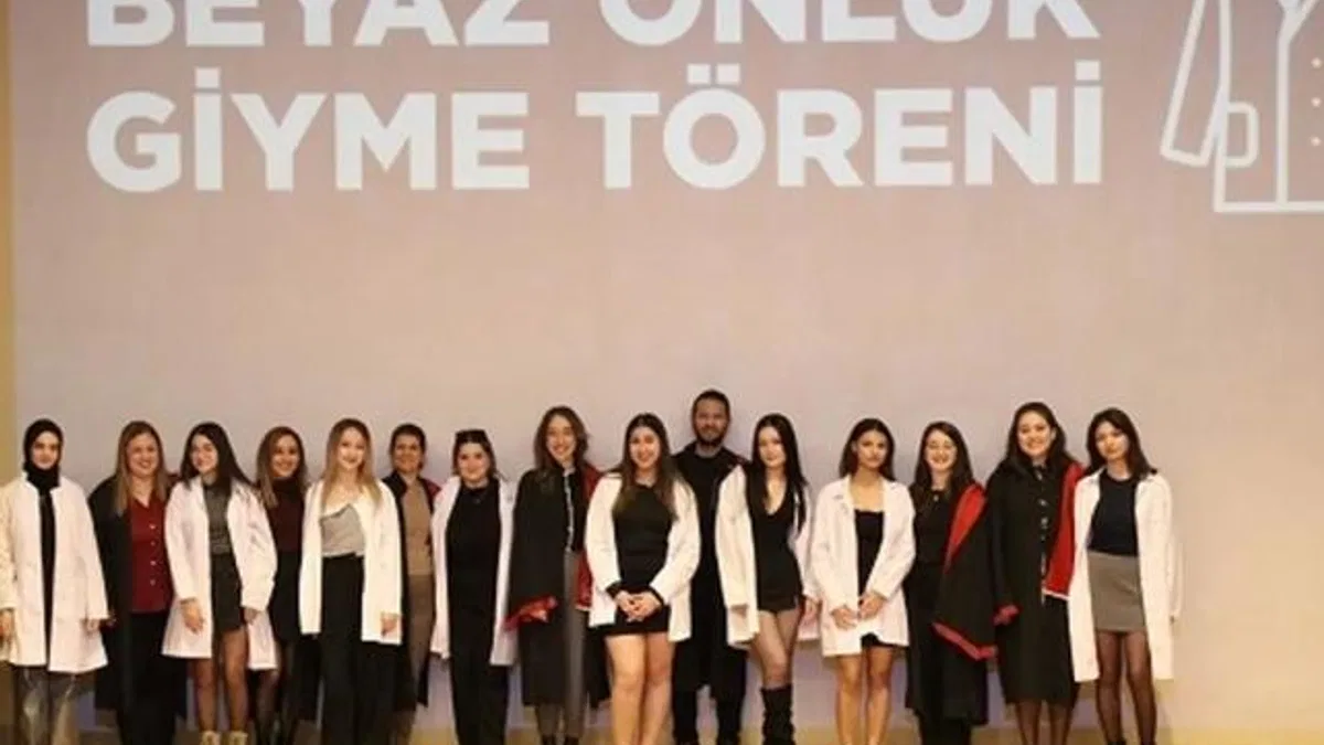BİLGİ Sağlık öğrencileri beyaz önlüklerini giydi