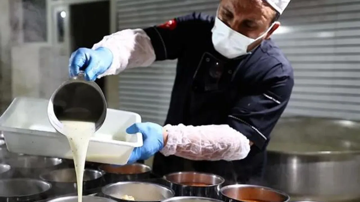Denizli’de sosyal hizmette rekor: Aşevi gönülleri ısıtıyor