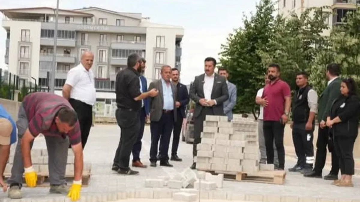 Bursa Yenişehir’de yol çalışmaları hız kesmeden devam ediyor