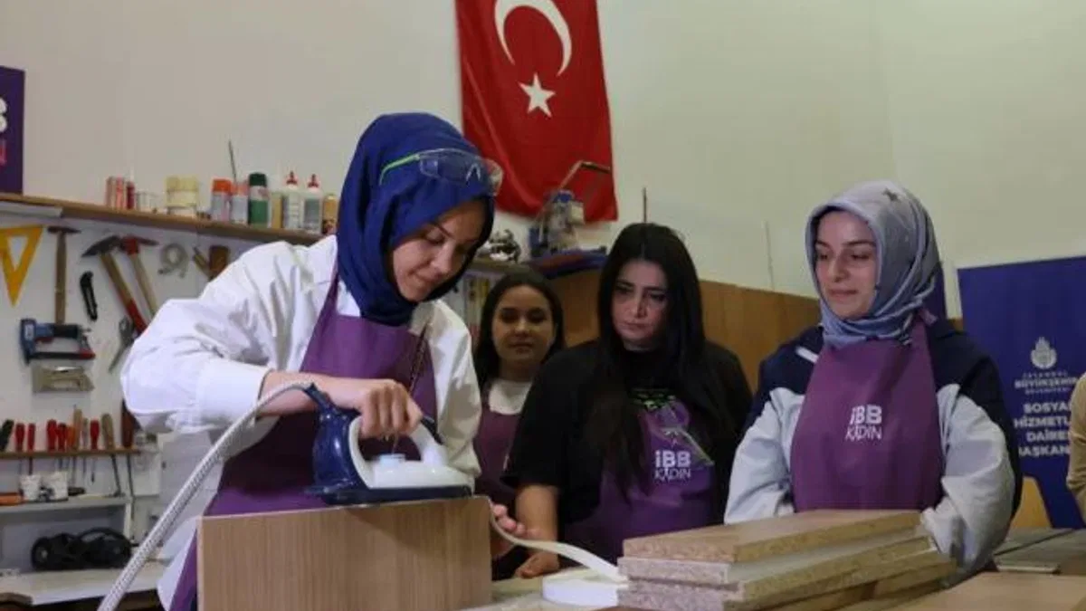 İBB’den kadınlara marangozluk eğitimi