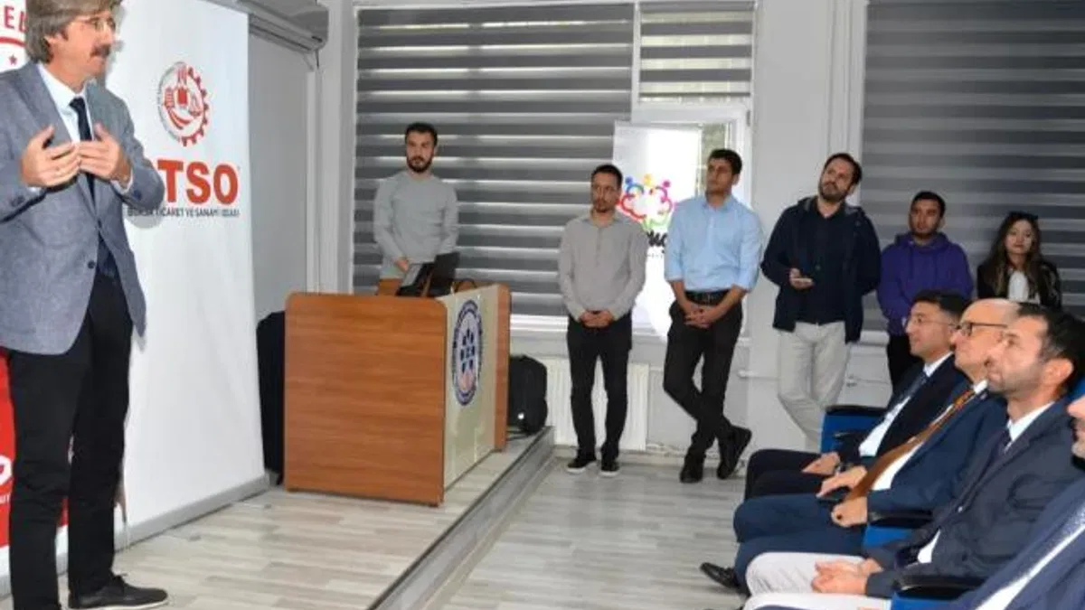 Bursa Gürsu’da ‘genç dijital girişimcilik’te 5. dönem