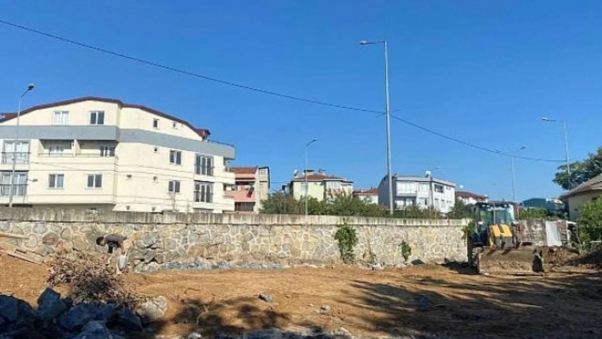 Eskihisar feribot yolu genişletiliyor