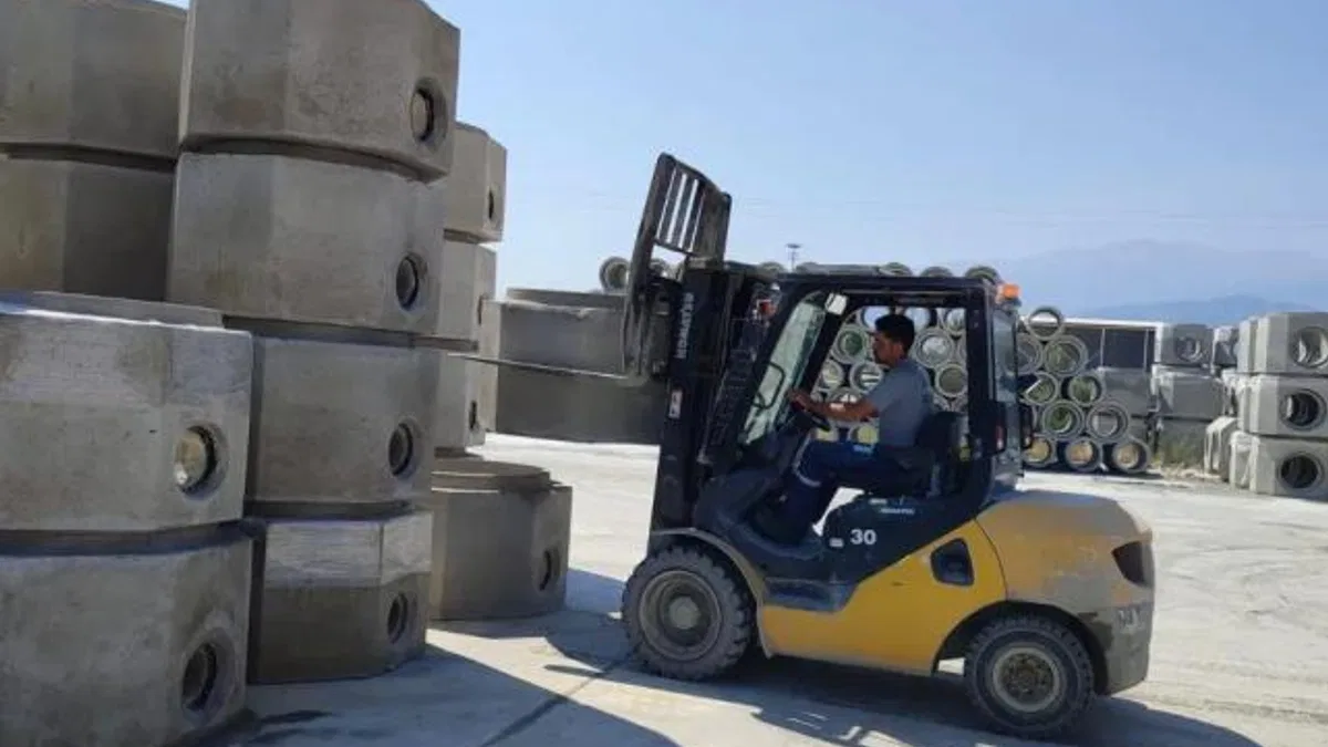 Manisa Büyükşehir kendi kaynaklarıyla hizmet veriyor