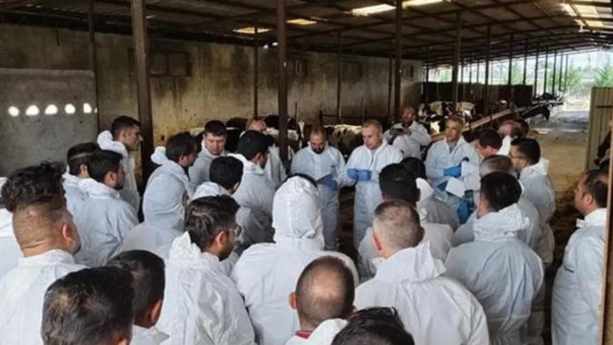 Bursa’da veteriner hekimlere etkin mücadele eğitimi