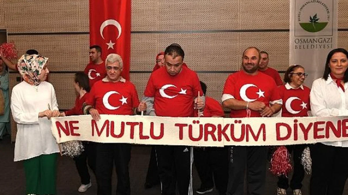 Engelli bireyler Atatürk’ü saygı ve özlemle andı
