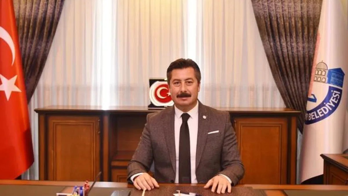 Başkan Özel’den ‘Zafer Bayramı’ vurgusu