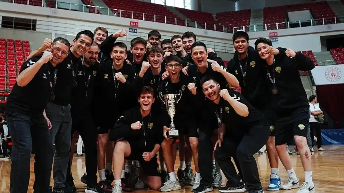 Konya Büyükşehir U16 Takımı Türkiye üçüncüsü
