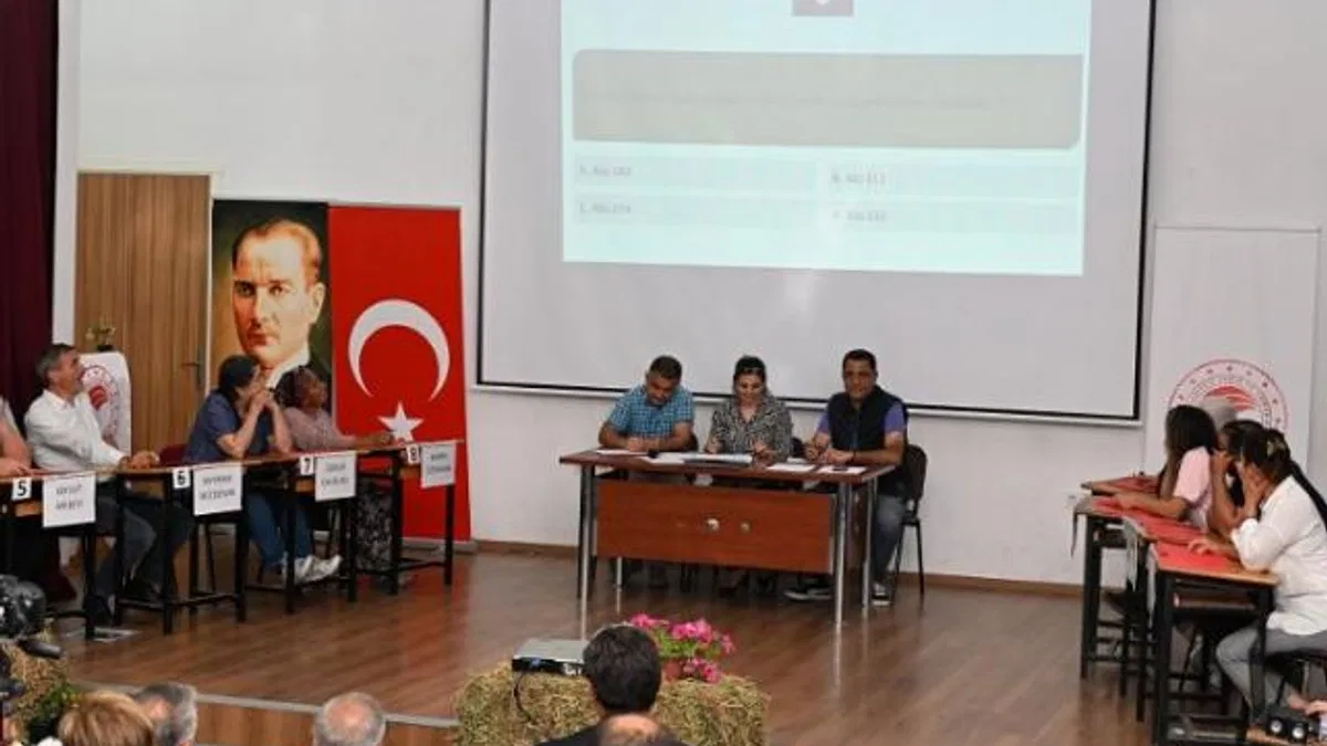 İzmir Selçuk’ta çiftçiler bilgilerini paylaştı