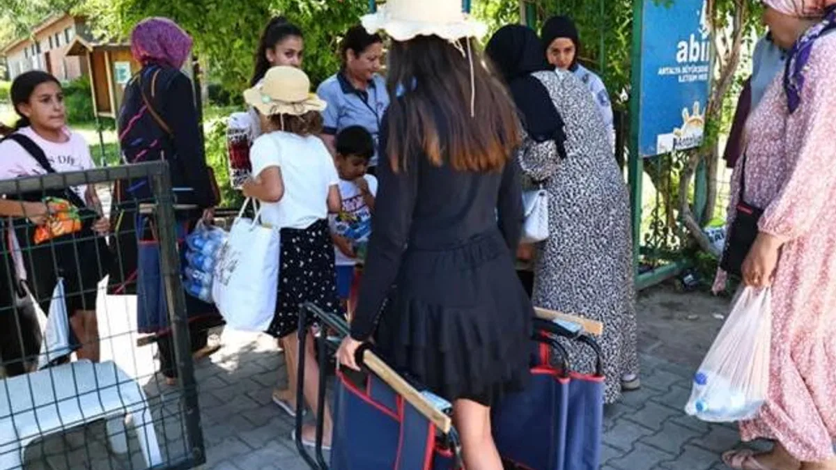 Antalyalılar Kadınlar Plajı’ndan büyük memnuniyet duyuyor