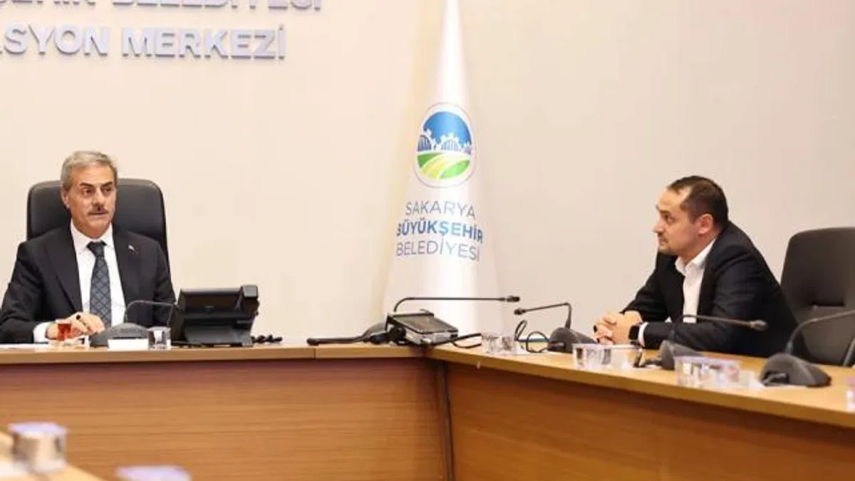 Sakarya’da Başkan Alemdar antrenörlerle buluştu