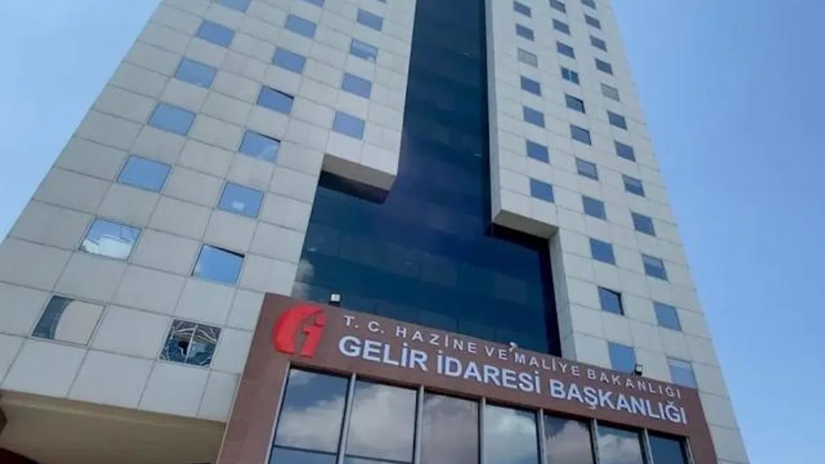 GİB: Hiçbir şirketin vergi borcu ertelenmemiştir