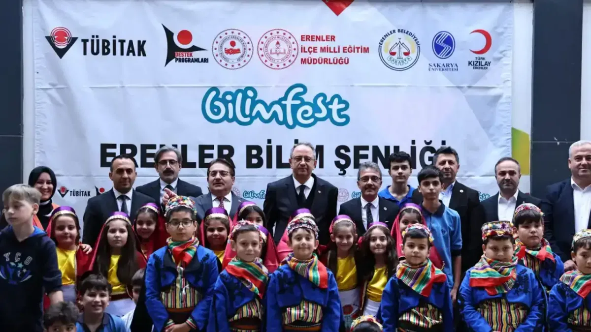 Sakarya’da TÜBİTAK destekli bilim şenliği kapılarını açtı