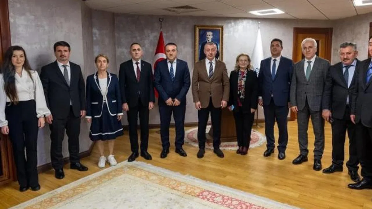 Kocaeli’de Başkan Büyükakın’a eğitime destek teşekkürü