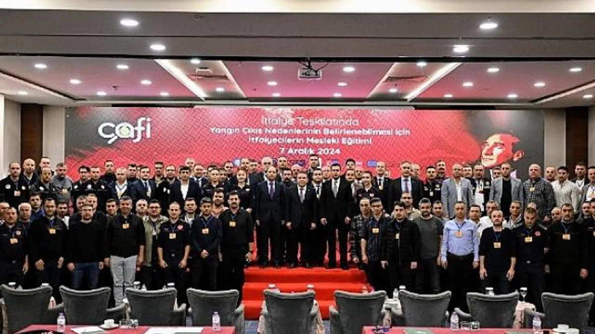 CHP’li 14 Büyükşehir Belediyesi’nin itfaiyesi eğitim için Antalya’da buluştu