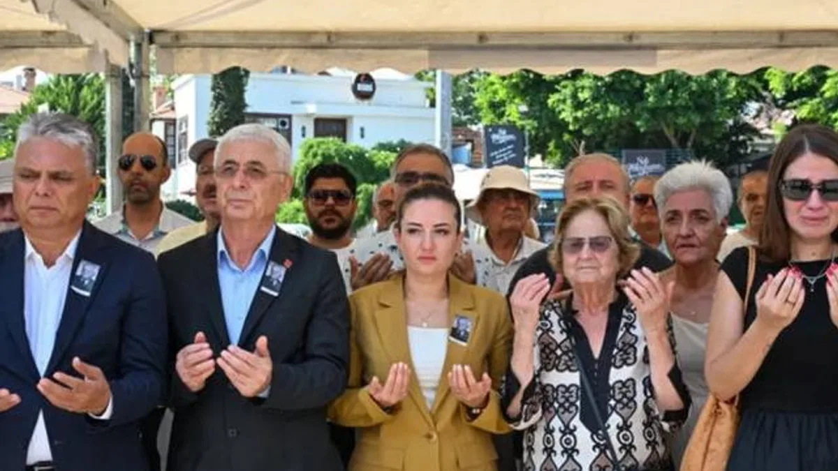 Antalya Büyükşehir’den eski başkanına duygusal veda