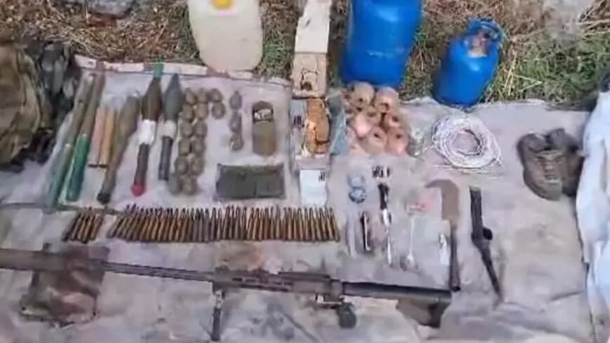 Pençe Kilit’te teröristlere ait silah ve malzemeler ele geçirildi