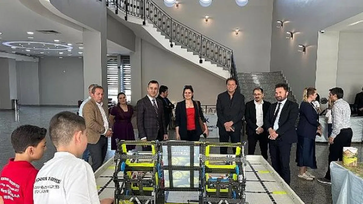 Geleceğin Teknoloji Liderleri Ödüllendirildi