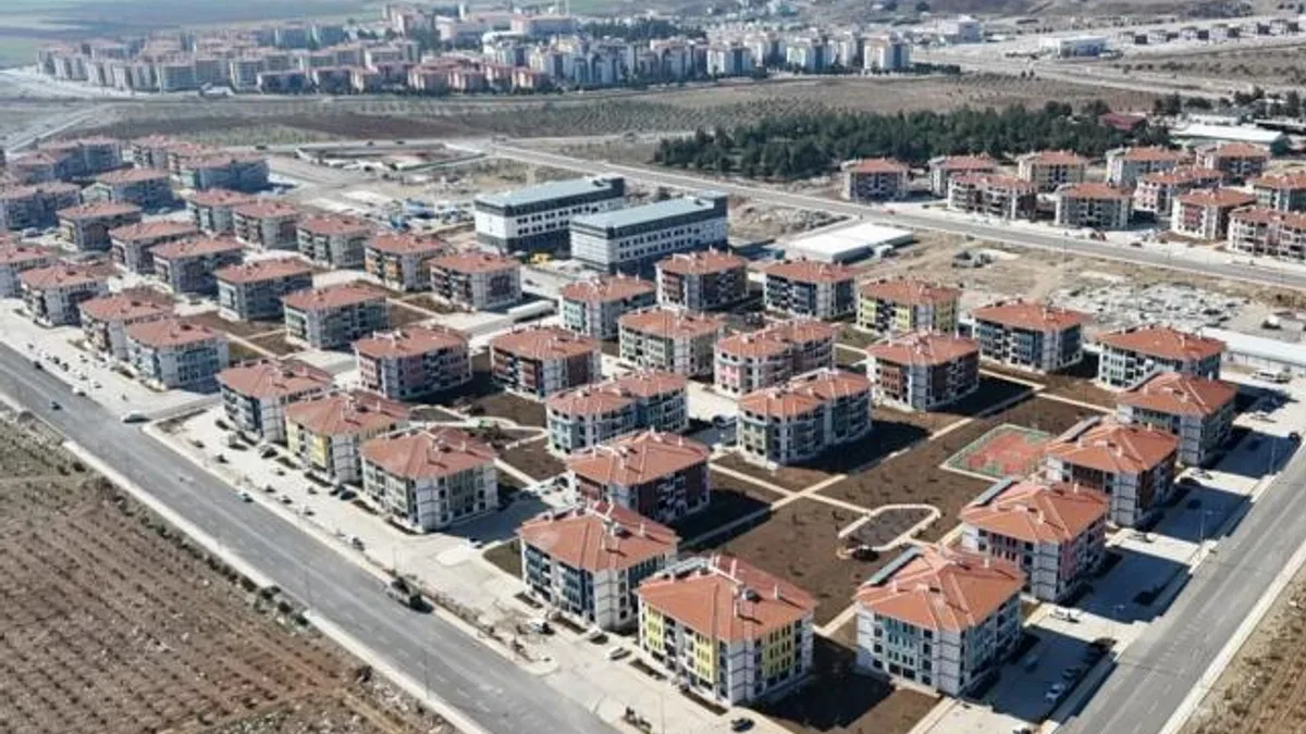 Gaziantep’te Nurdağı ve İslahiye yeniden ayağa kalkıyor