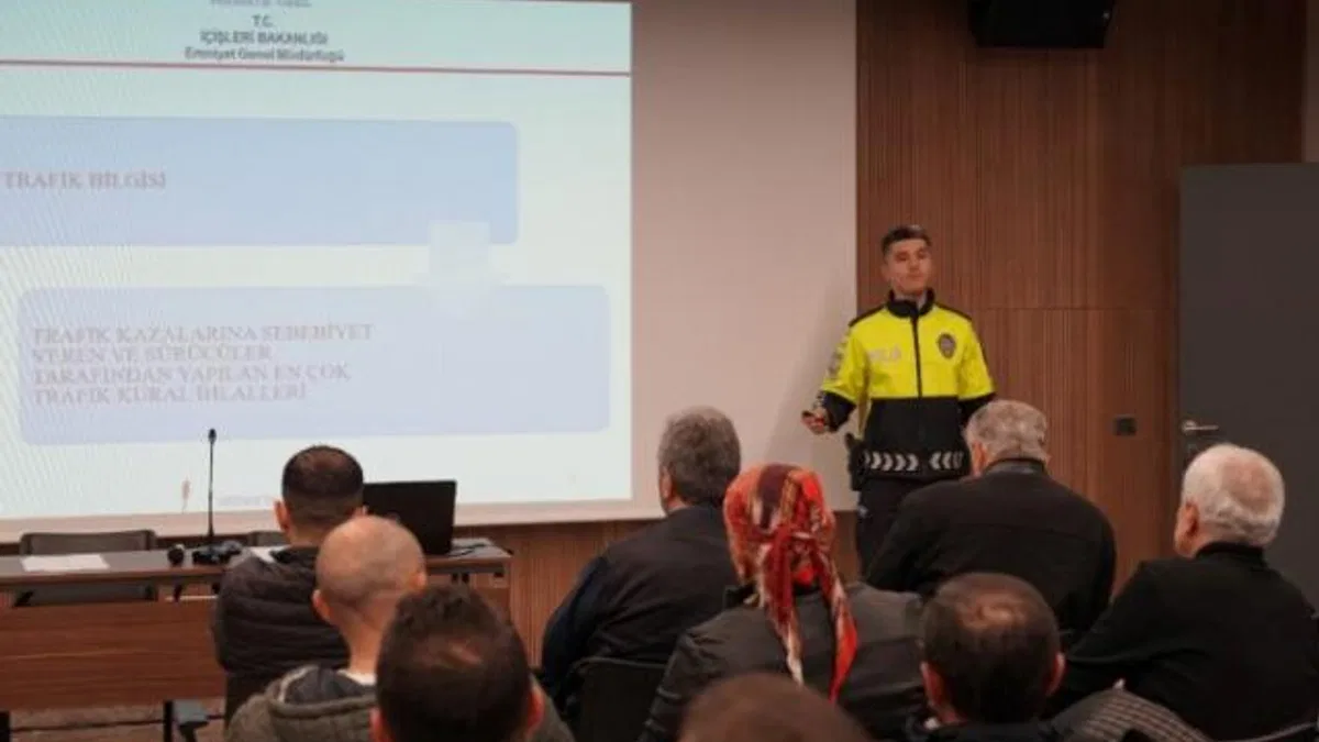 Büyükşehir’den sürücülere hizmet kalitesi eğitimi