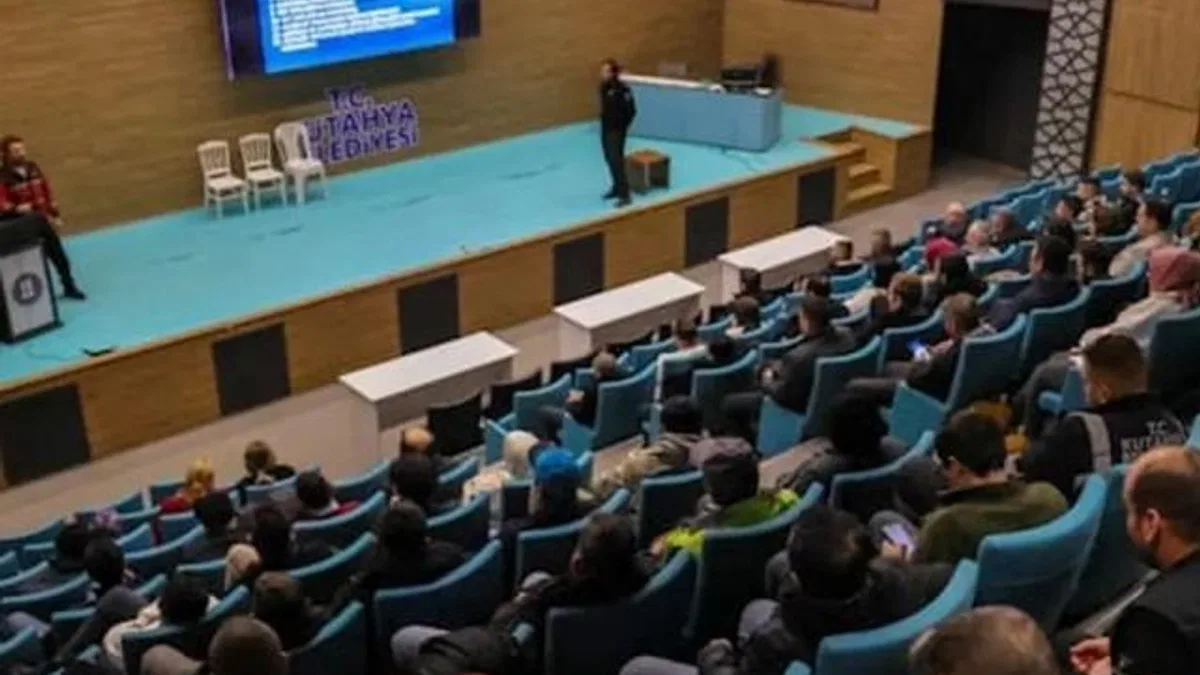 Kütahya’da afet ve acil durum eğitimleri sürüyor