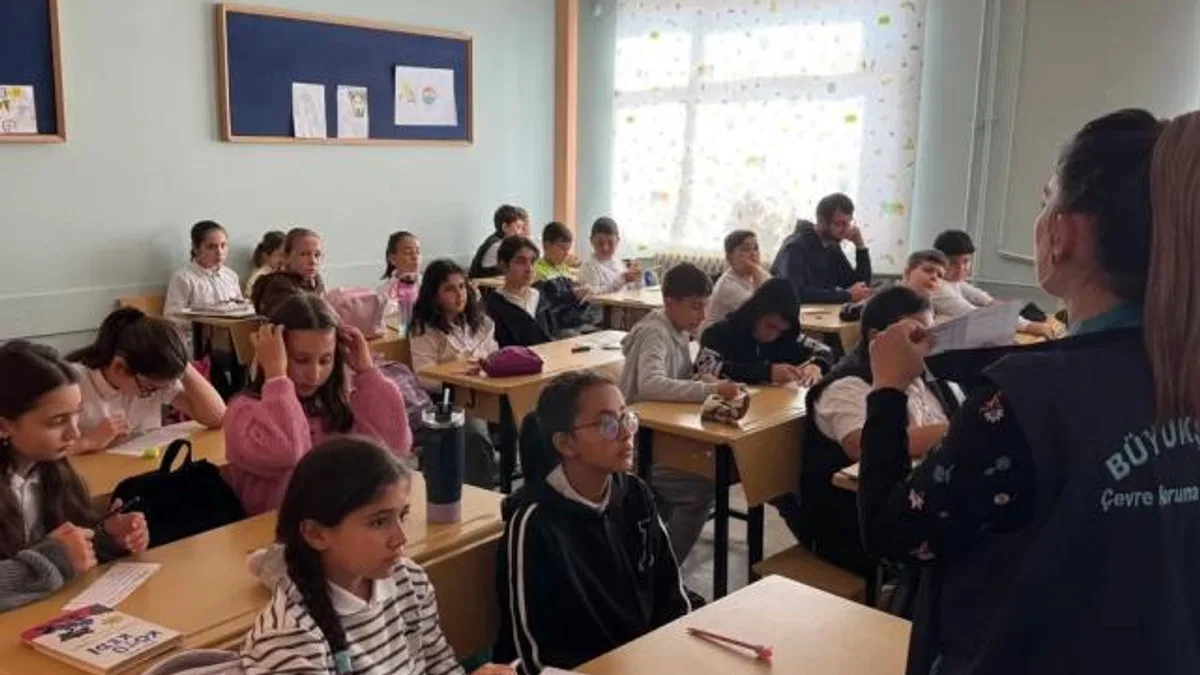 Kocaeli’de atıklar sanata dönüştü