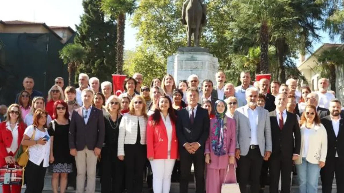Bursa’da CHP’nin 101. kuruluş yıl dönümü kutlandı