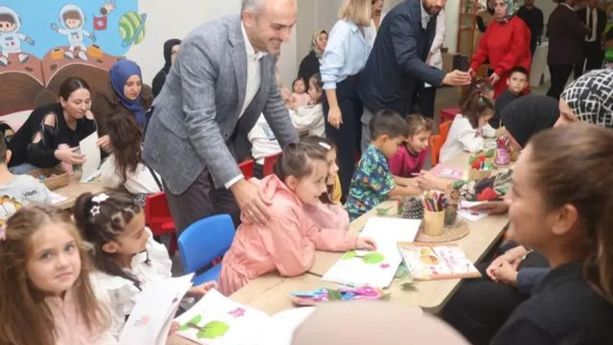 Başkan Çiftçi, ‘ilk masal kitabım’ atölyesine katıldı
