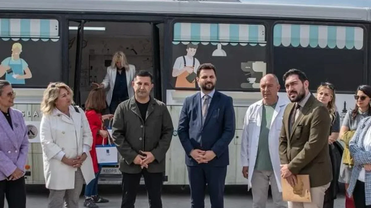 Mobil Barista Otobüsü Kuşadası’nda da gençlere ulaştı