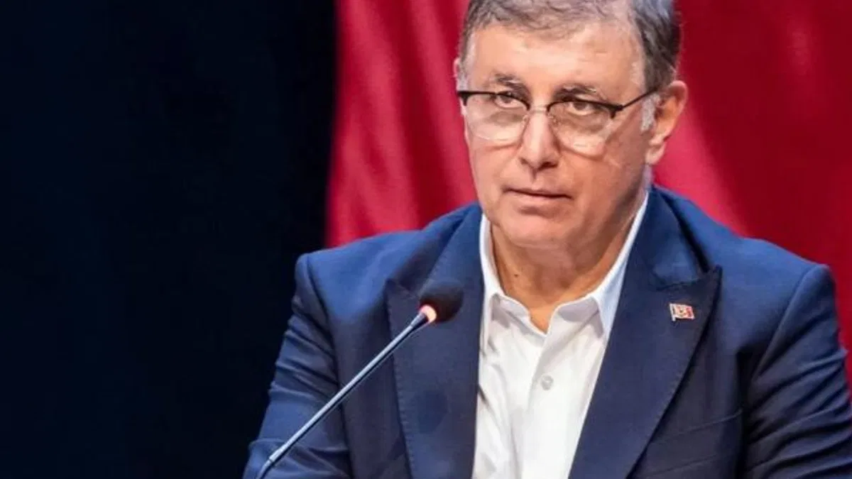 İzmir’de Başkan Tugay’dan Türk-İş’e bordrolu yanıt: Zamdan feragat edin!