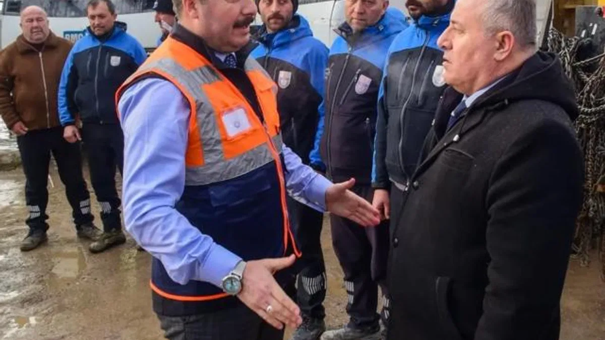 Bursa Yenişehir’de kar çalışmaları aralıksız sürdü