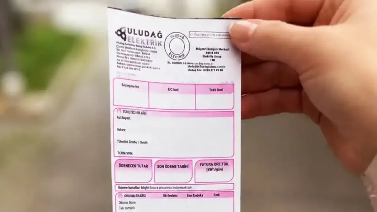 Elektrik faturaları pembe renkle kanser farkındalığı yarattı