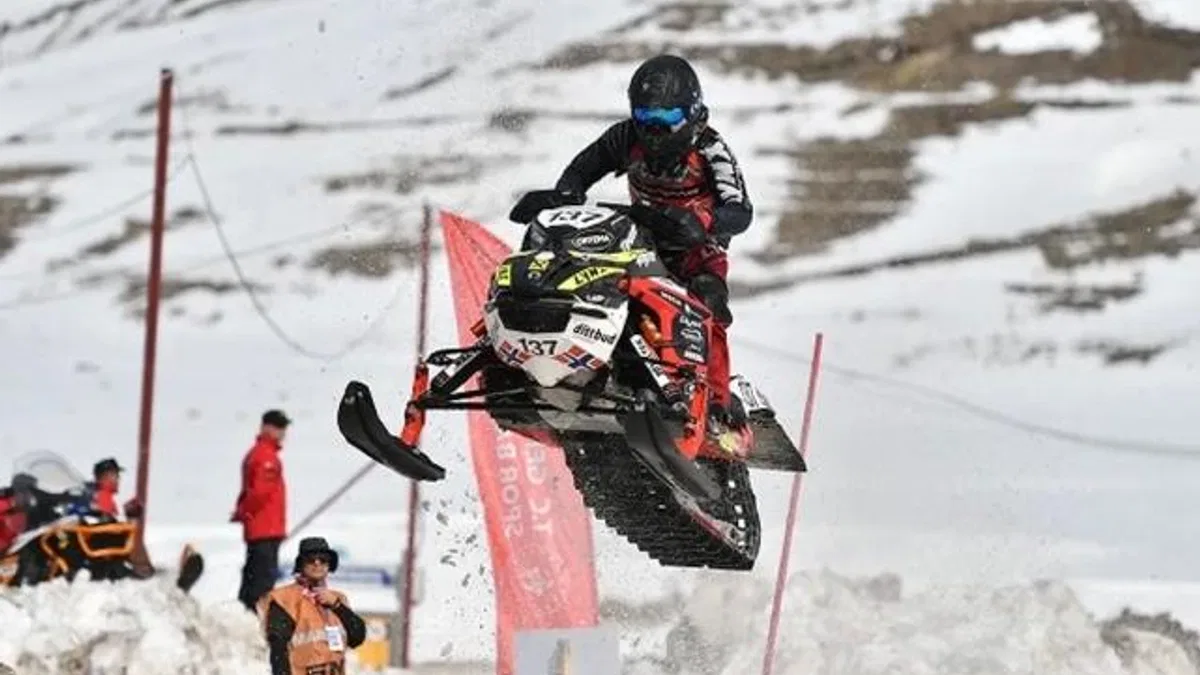 Dünya Snowcross Şampiyonası Erciyes’te start aldı
