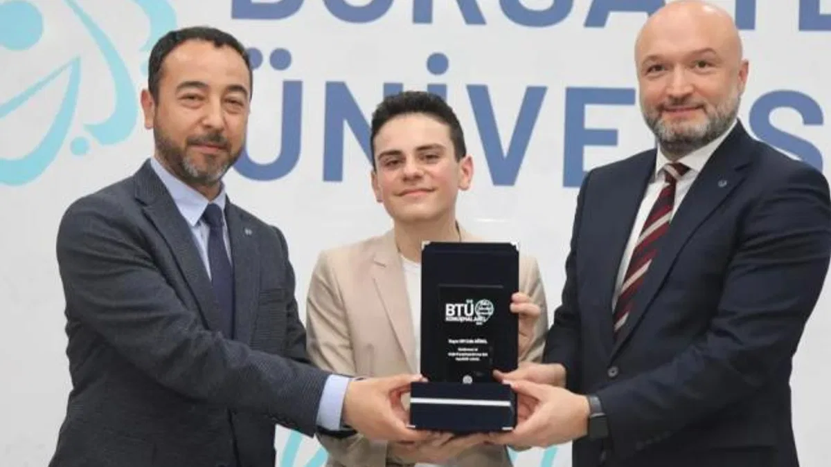 BTÜ’de A Milli Satranççı Ediz Gürel: Hedefim dünya şampiyonluğu