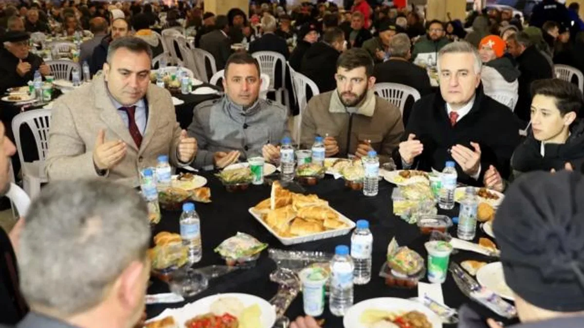 Bursa Büyükşehir, Orhaneli’yi iftar sofrasında buluşturdu
