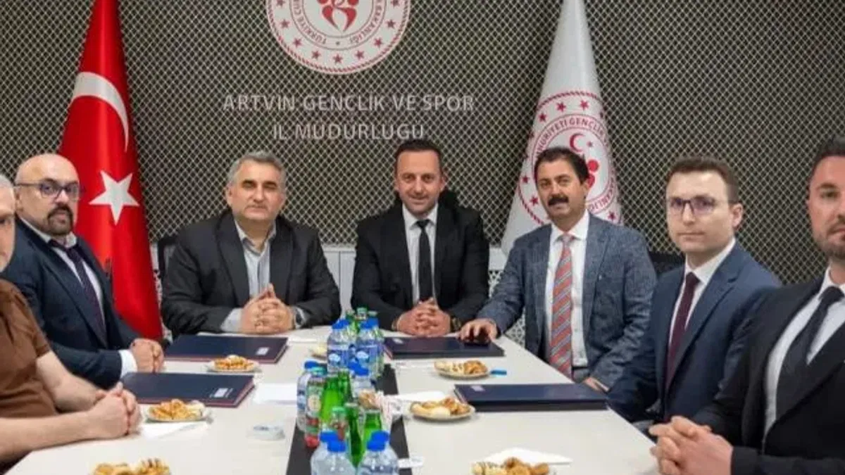 Artvin’de ‘Aktif Yaş Alma ve Su Cimnastiği Projesi’ hayata geçirildi