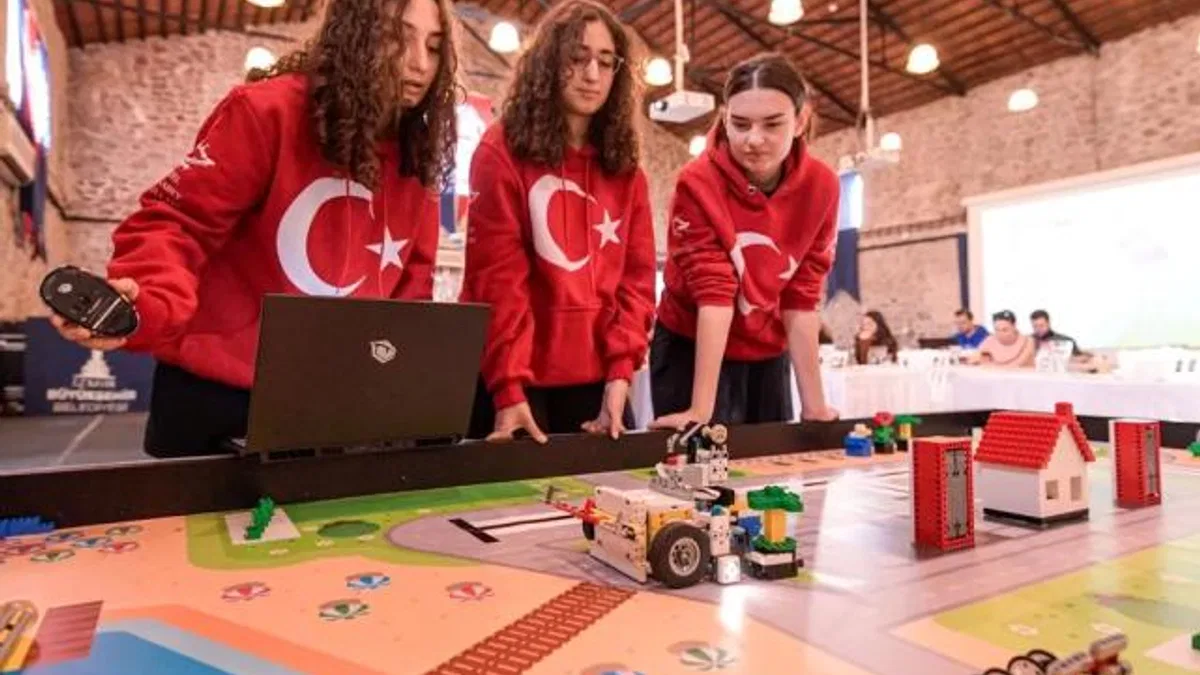 Dünya Robot Olimpiyatları İzmir’de başlıyor