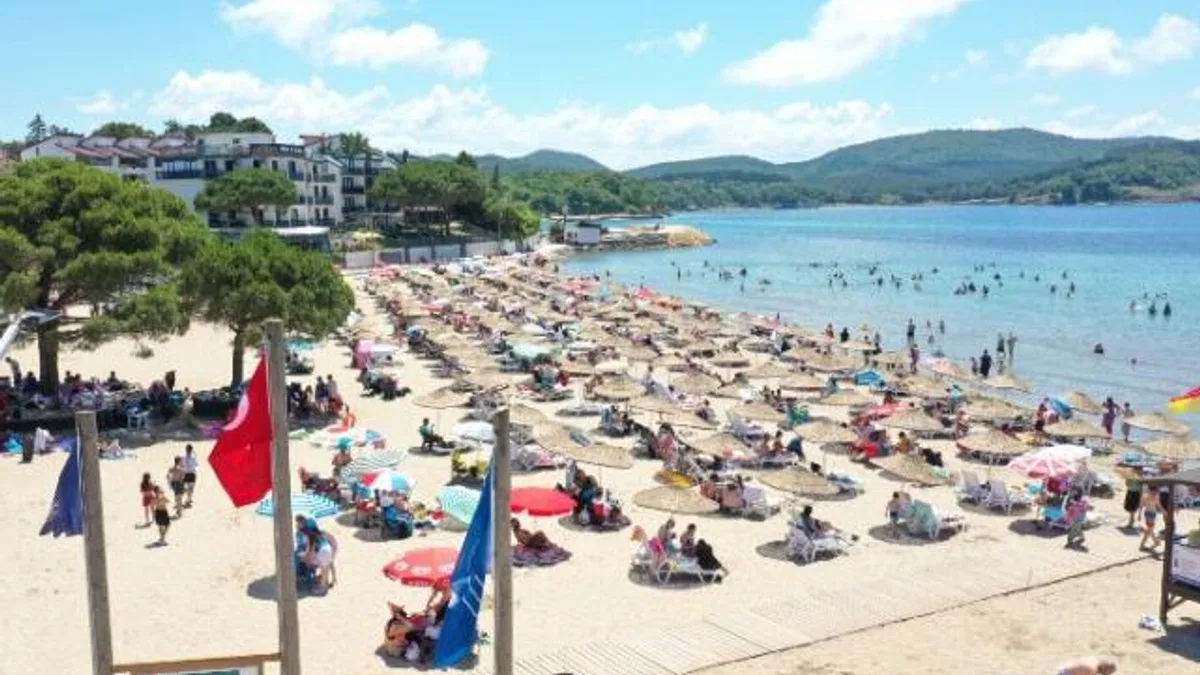 Kocaeli’nin mavi bayraklı plajlarında deniz keyfi