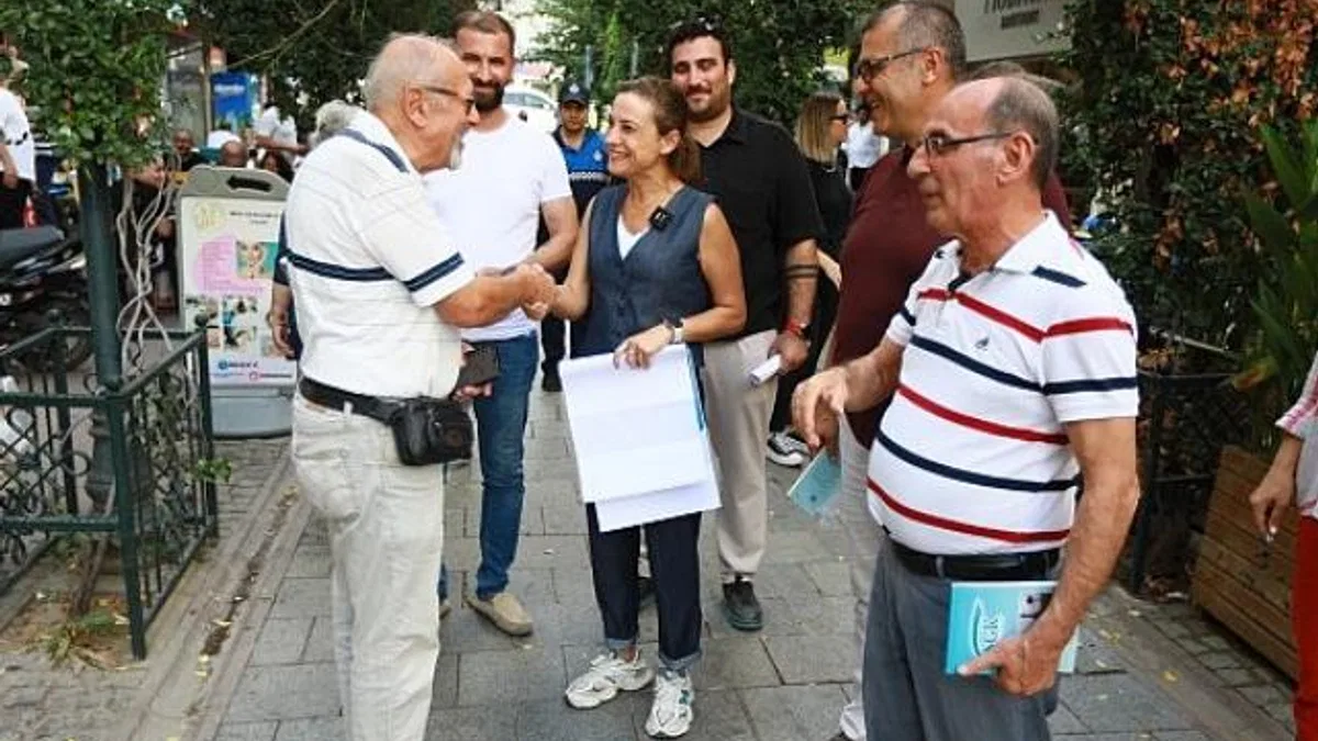 Mahalle gezilerinde ikinci durak Atatürk Mahallesi: Başkan mahalleyi karış karış gezdi, çalışmaları inceledi