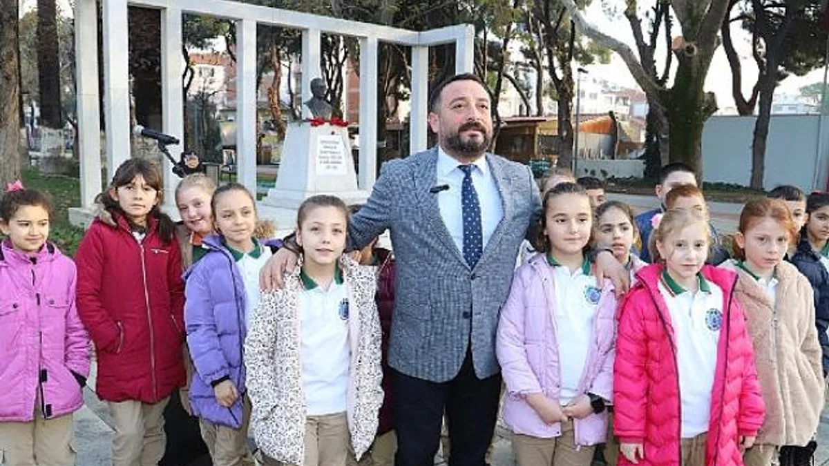 Ödemişli Başbakan, ölüm yıl dönümünde memleketinde anıldı